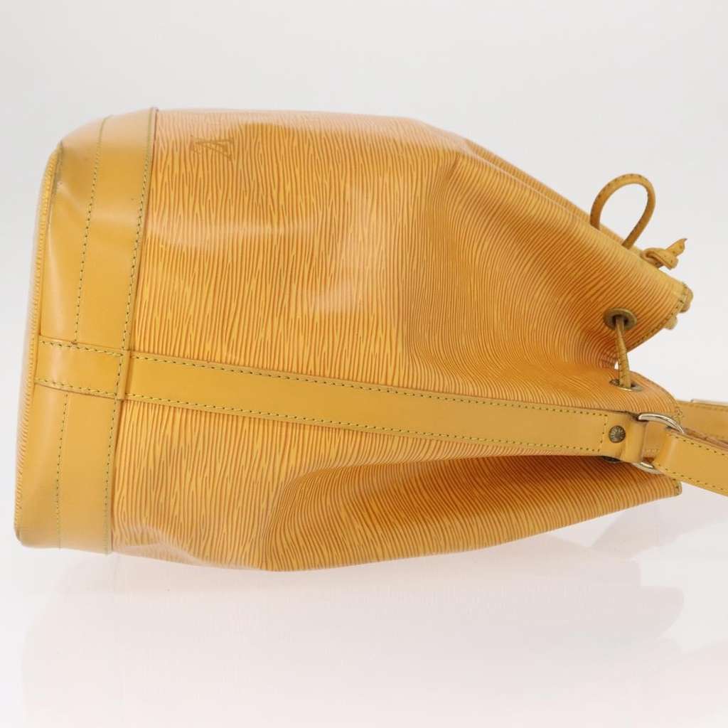 Louis Vuitton Noe Handbag Yellow Leather Good condition - Inside View