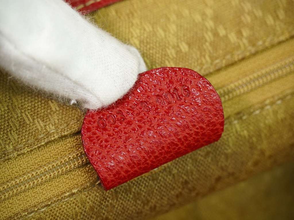 Gucci Vintage Bamboo Backpack Pink Suede Good condition - Box View