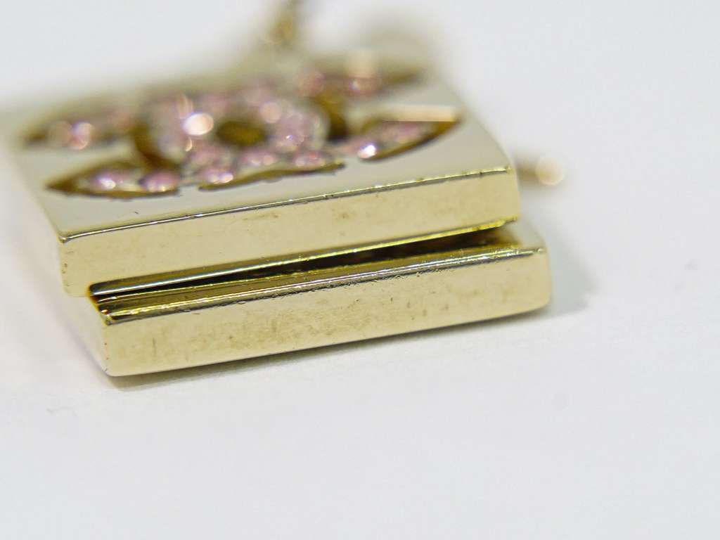 Chanel CC Dangle Earrings Gold Good condition - Inside View