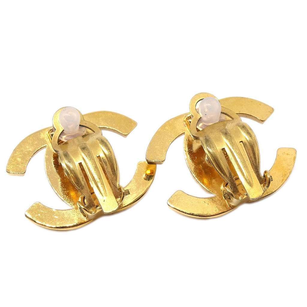 Chanel CC Turnlock Clip-On Earrings Gold Good condition - Back View