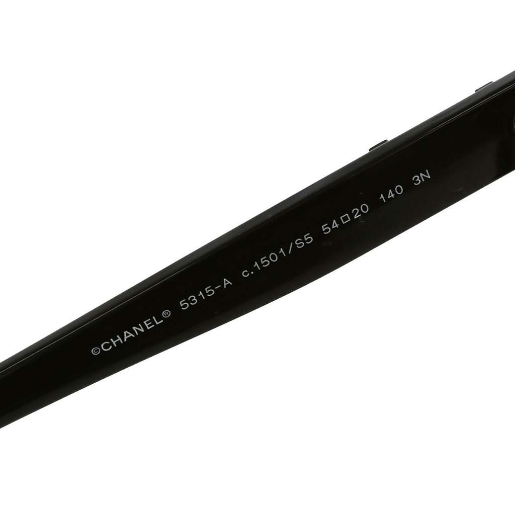 Chanel CHANEL Logo Sunglasses Eye Wear Brown Plastic Good condition - Model View