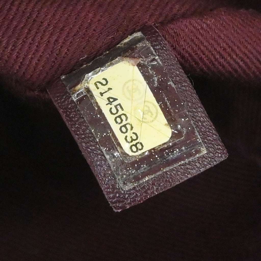 Chanel Chain Flap Shoulder Bag Black Leather Good condition - Box View