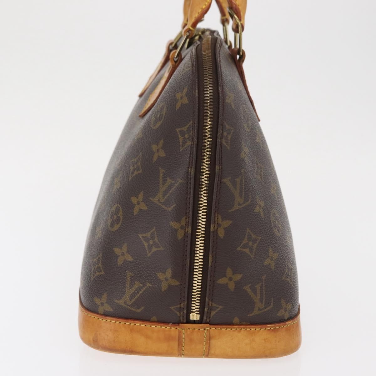 Louis Vuitton Alma Handbag Brown Canvas Fair condition - Model View