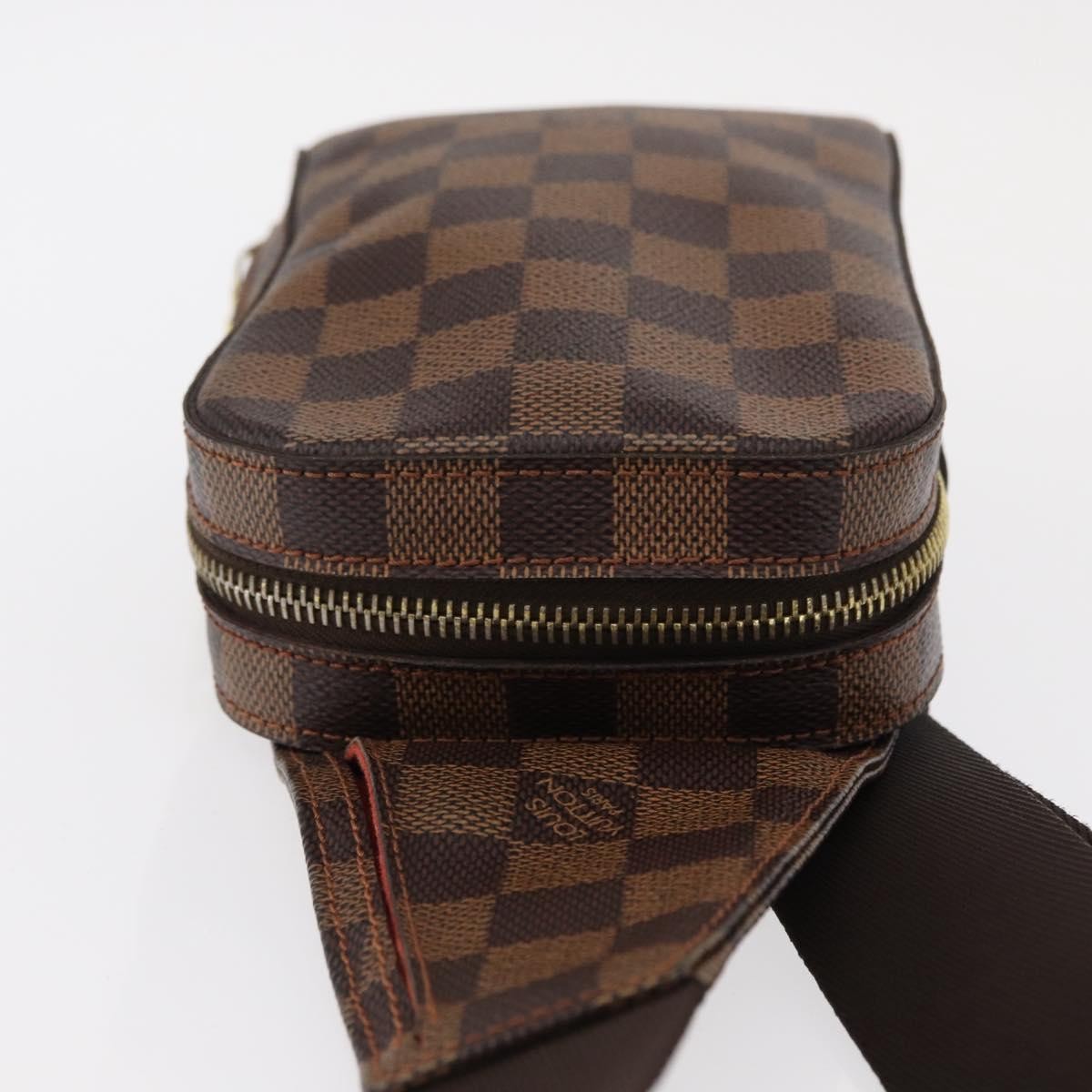 Louis Vuitton Geronimos Waist Bag Brown Canvas Good condition - Model View