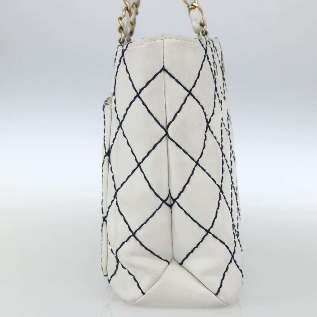 Chanel Surpique Chain Tote White Leather Good condition - Inside View
