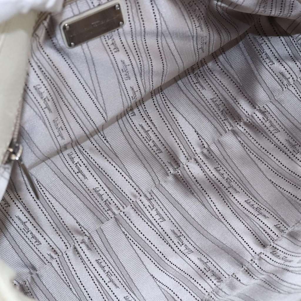 Salvatore Ferragamo Vintage Tote bag White Leather Good condition - Box View