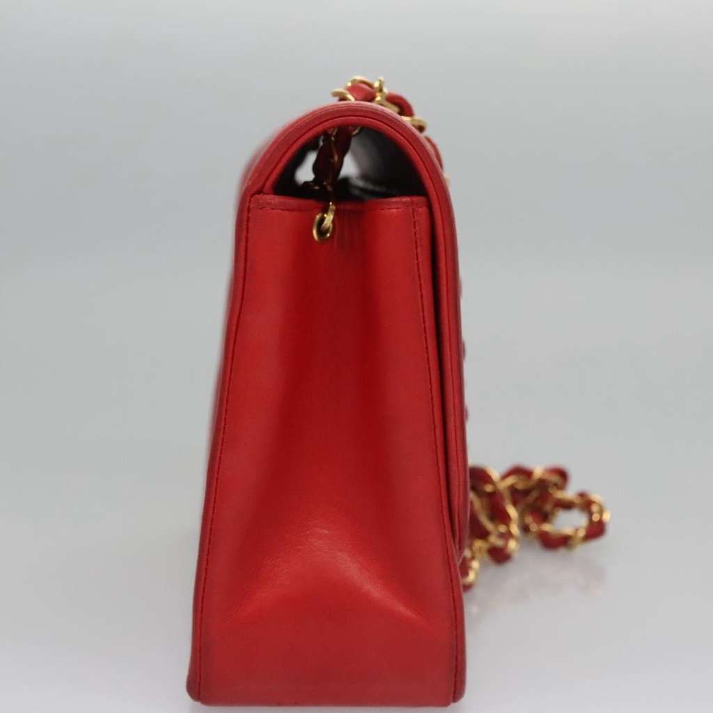 Chanel Vintage Diana Flap Bag Red Leather Good condition - Model View