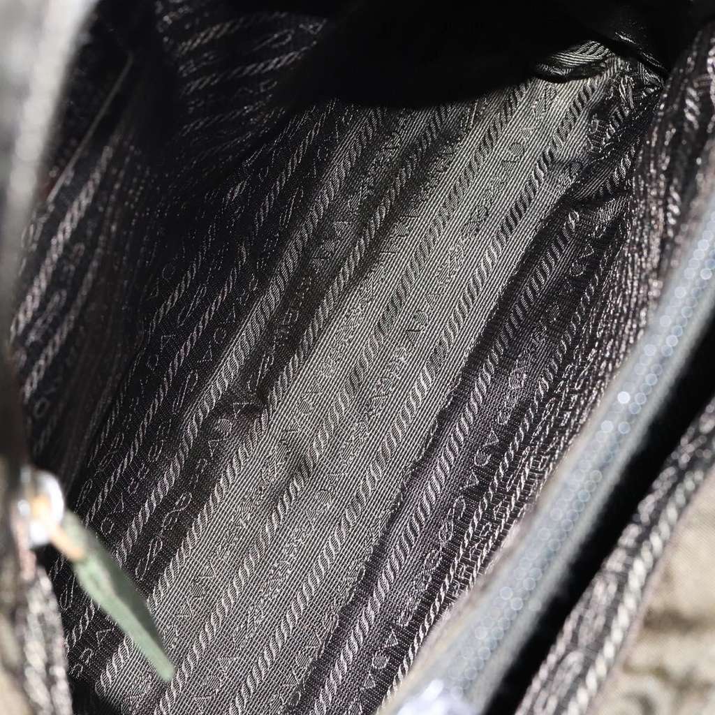 Prada Vintage Zip Tote Khaki Good condition - Box View