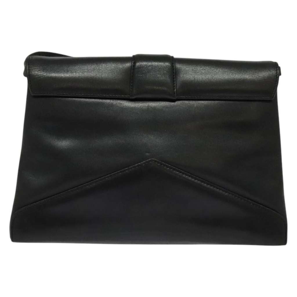 Givenchy Shoulder Bag Black Leather Good condition - Back View