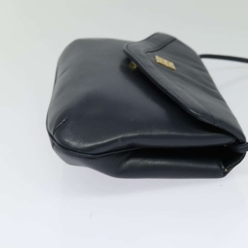 Givenchy Vintage 4G shoulder bag Navy Leather Good condition - Model View