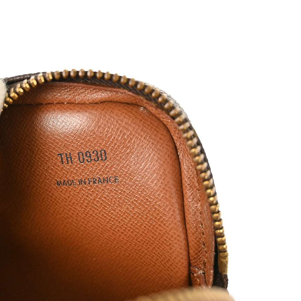 Louis Vuitton Pochette Marly Bandouliere Bag Brown Canvas Good condition - Model View