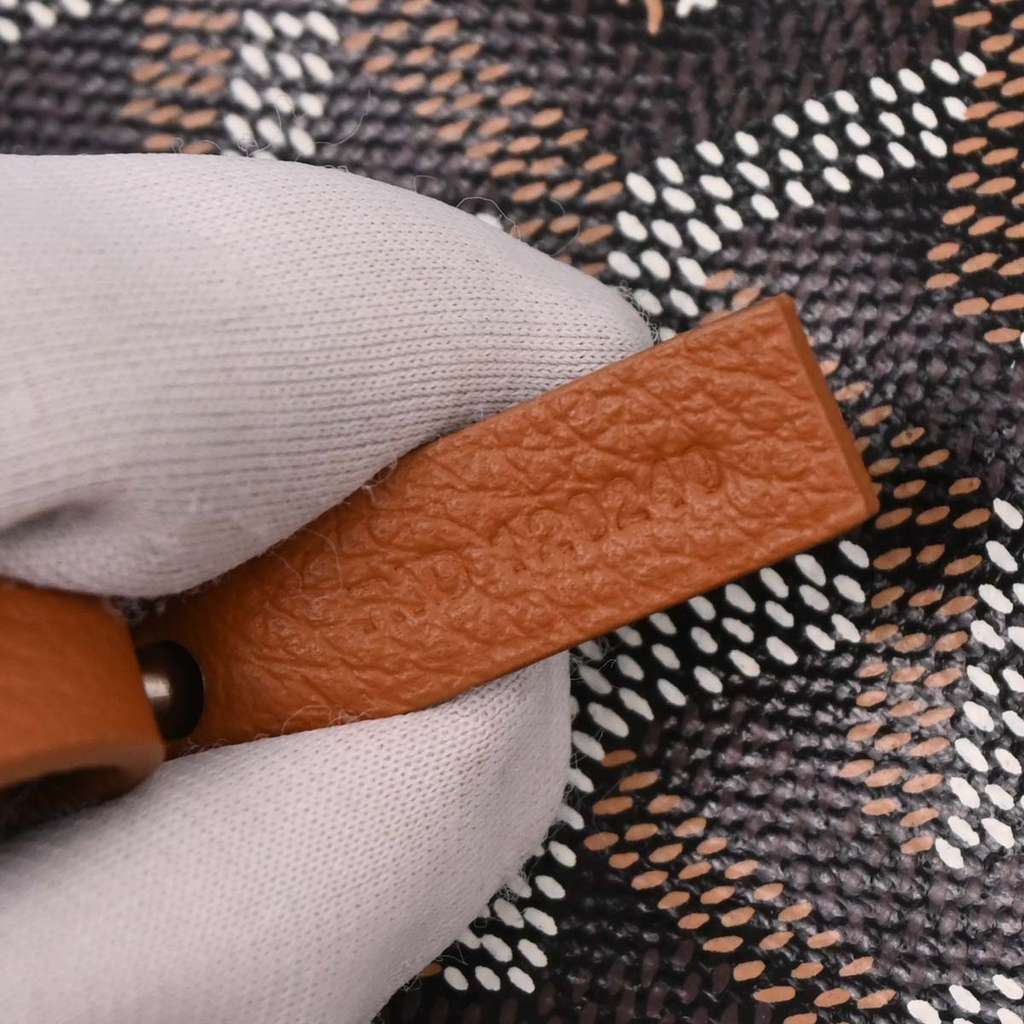 Goyard Saint Louis Tote Black Canvas Good condition - Box View