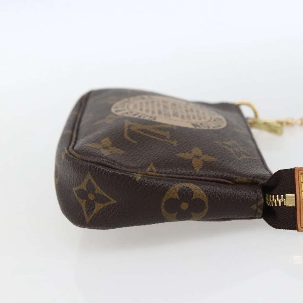 Louis Vuitton Pochette Accessoires Brown Canvas Good condition - Inside View