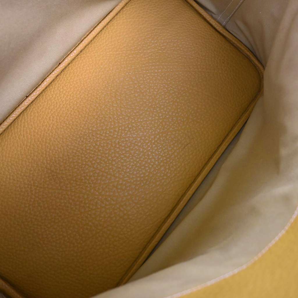 Hermès Bolide Bag Beige Leather Good condition - Inside View