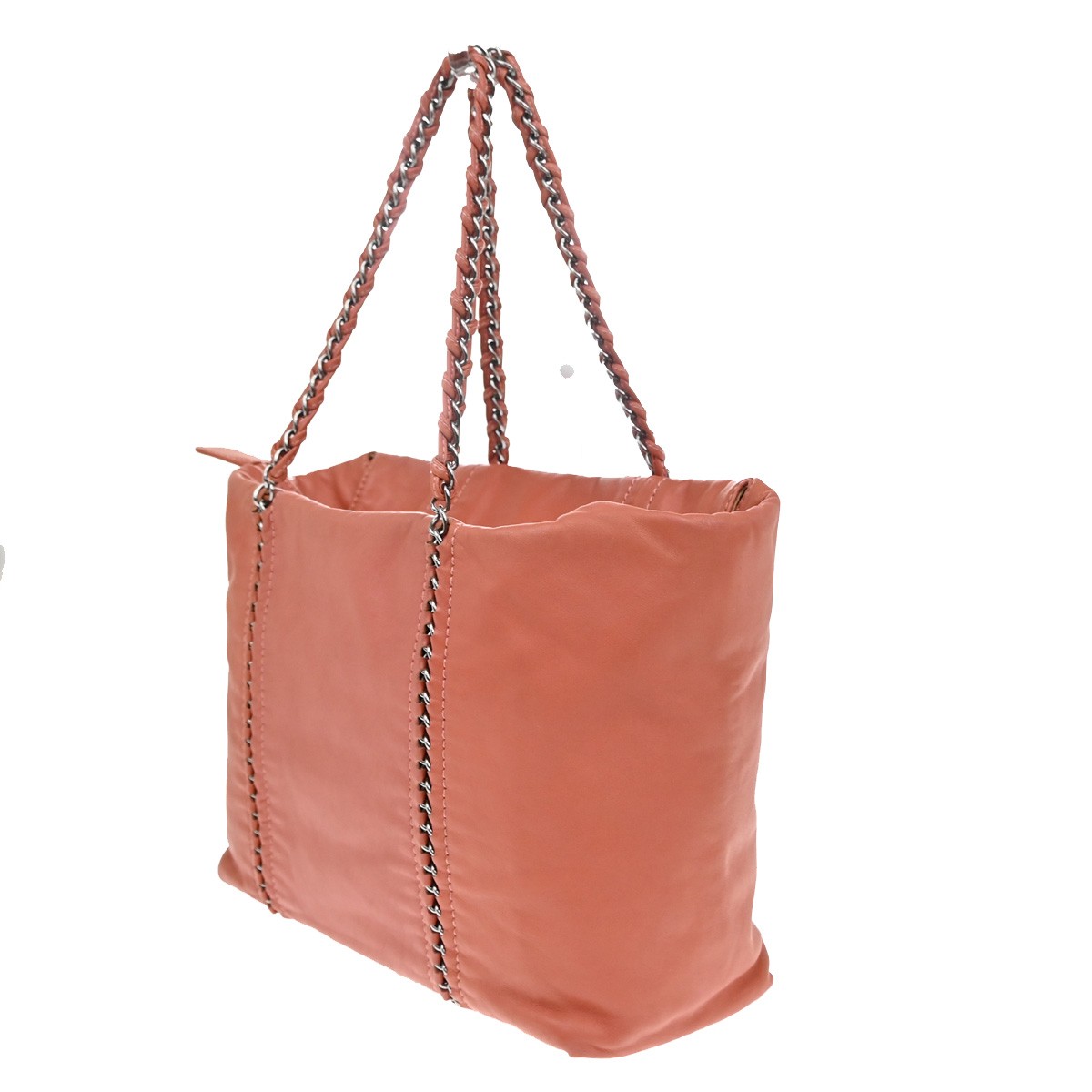 Chanel Luxe Ligne Zipped Tote Pink Leather Good condition - Model View