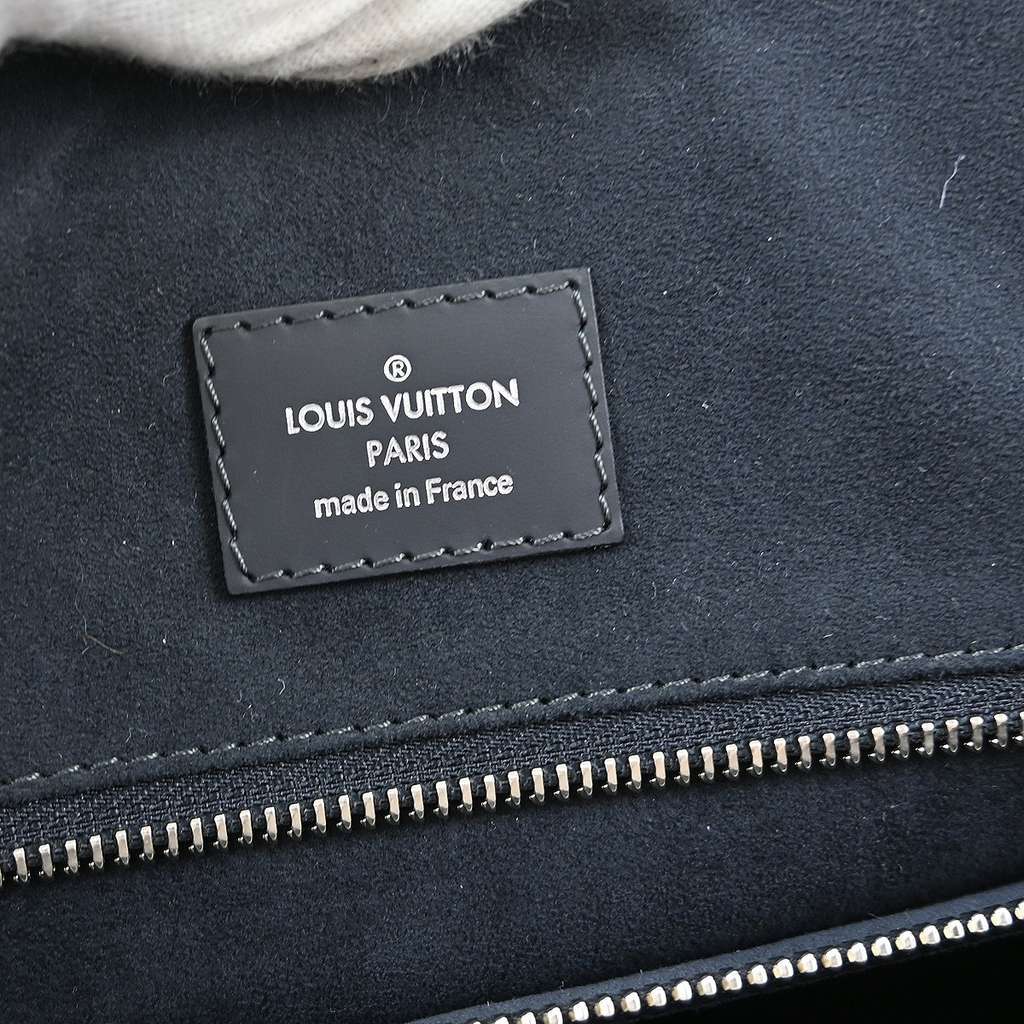 Louis Vuitton Greenwich Messenger Bag Black Canvas Good condition - Model View