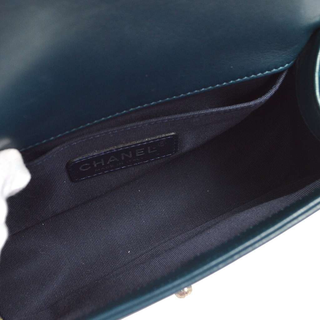 Chanel Boy Flap Bag Blue Velvet Good condition - Inside View