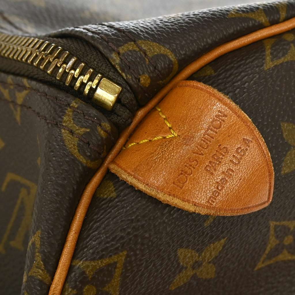 Louis Vuitton Keepall Bag Brown Canvas Good condition - Model View