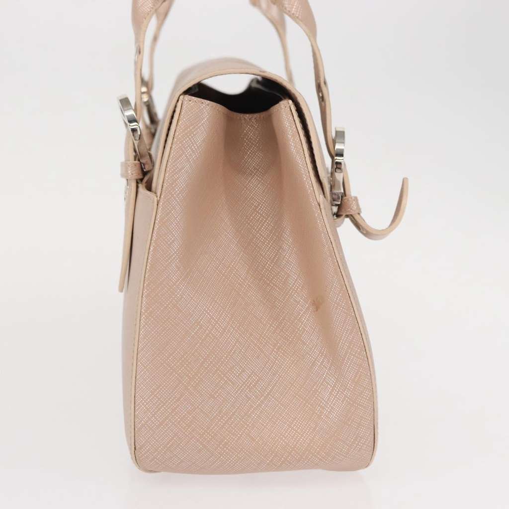 Salvatore Ferragamo Gancini Shoulder Bag Pink Leather Good condition - Model View