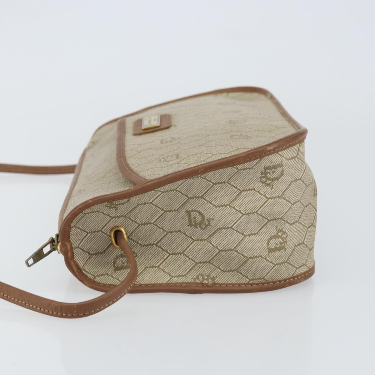 Christian Dior Vintage Honeycomb Shoulder Bag Beige Canvas Good condition - Model View