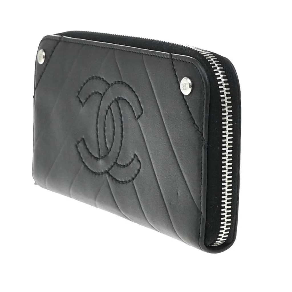Chanel CC Charm Zip Around Wallet Black Leather Good - Inside View