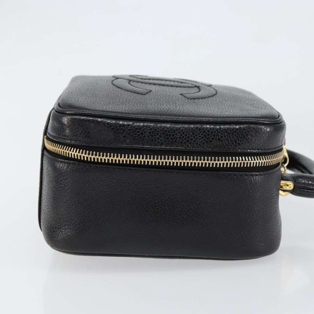 Chanel Vintage Timeless Zip Around Vanity Case Black Leather Good condition - Inside View