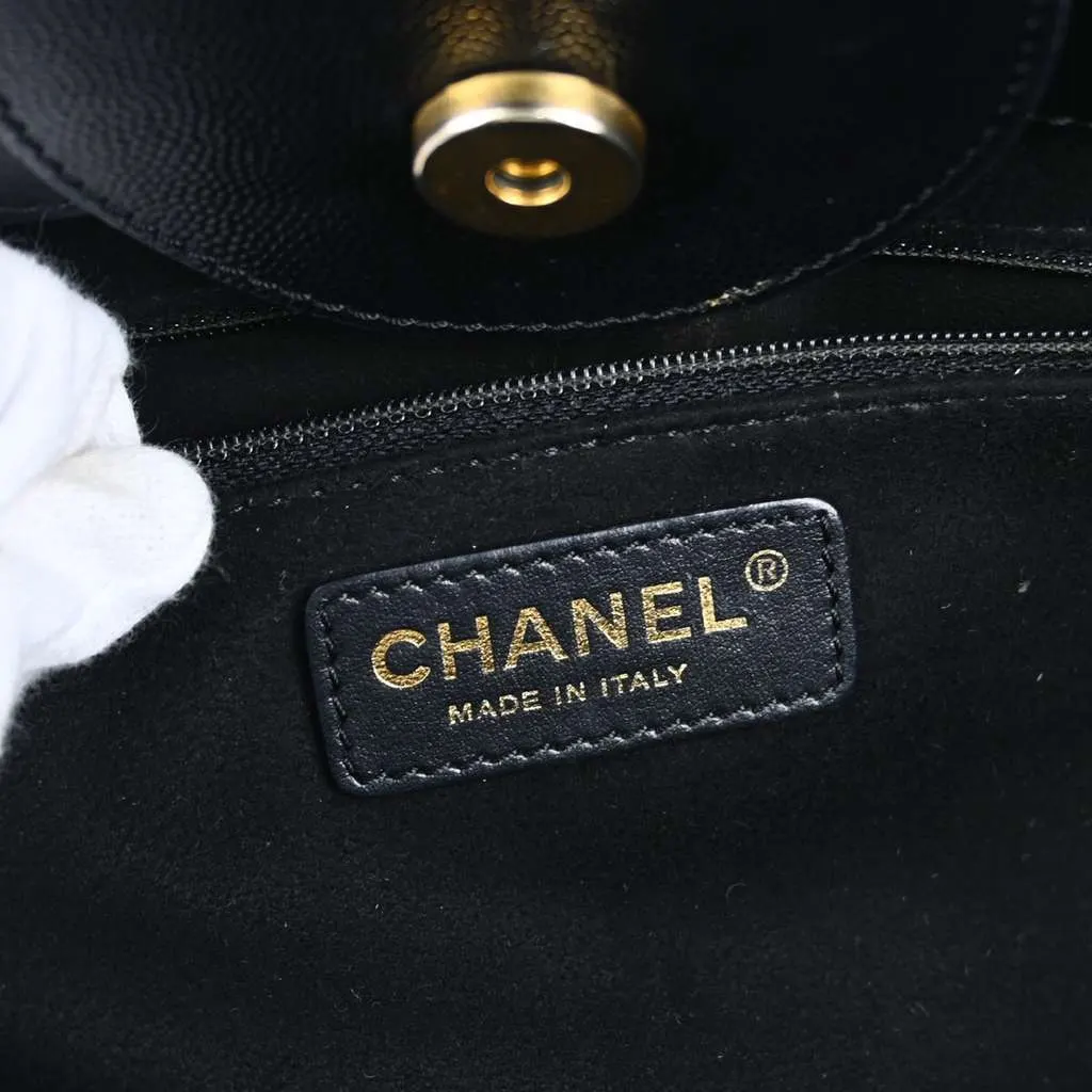 Chanel Deauville Tote Black Leather Good - Model View