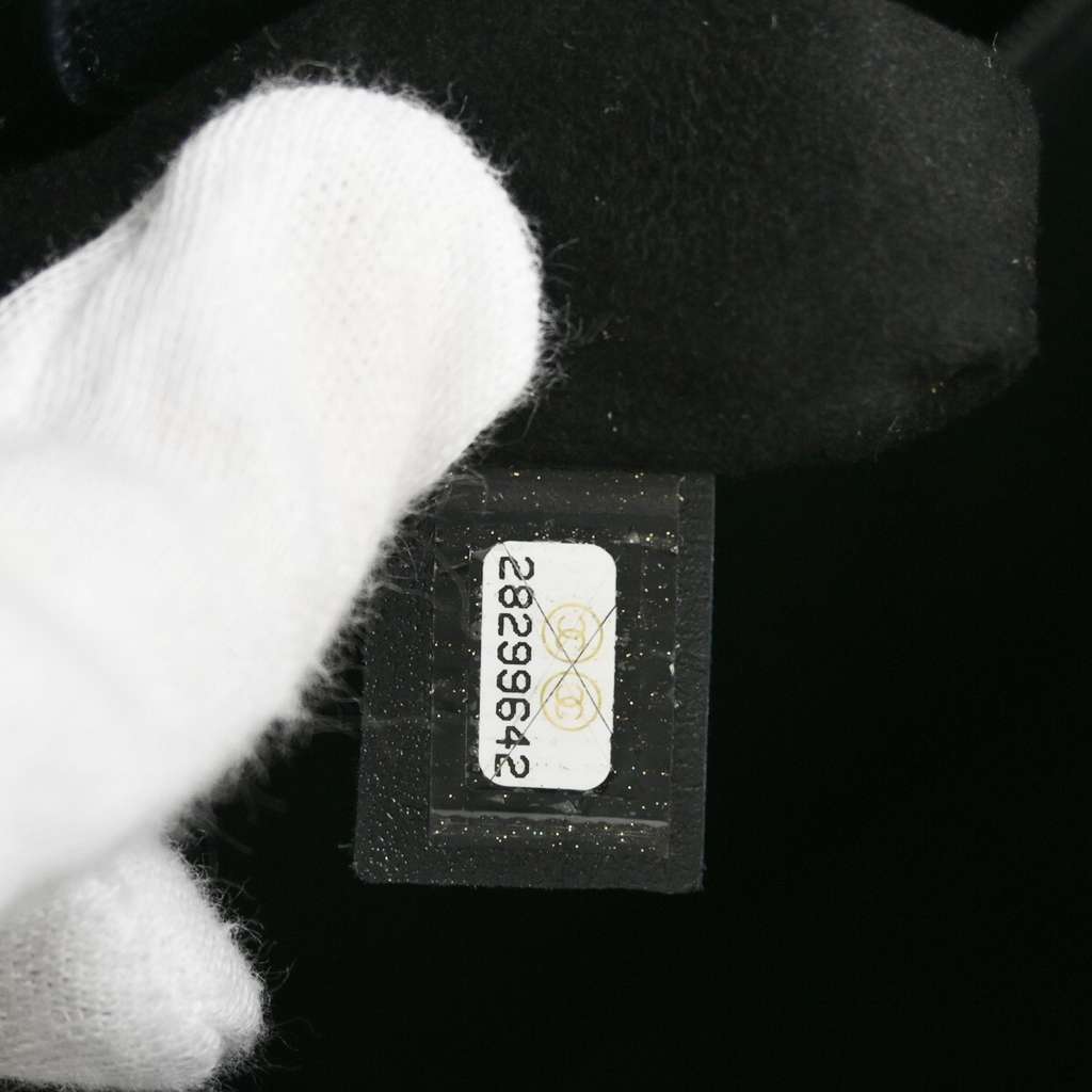 Chanel Deauville Tote Black Leather Good condition - Box View