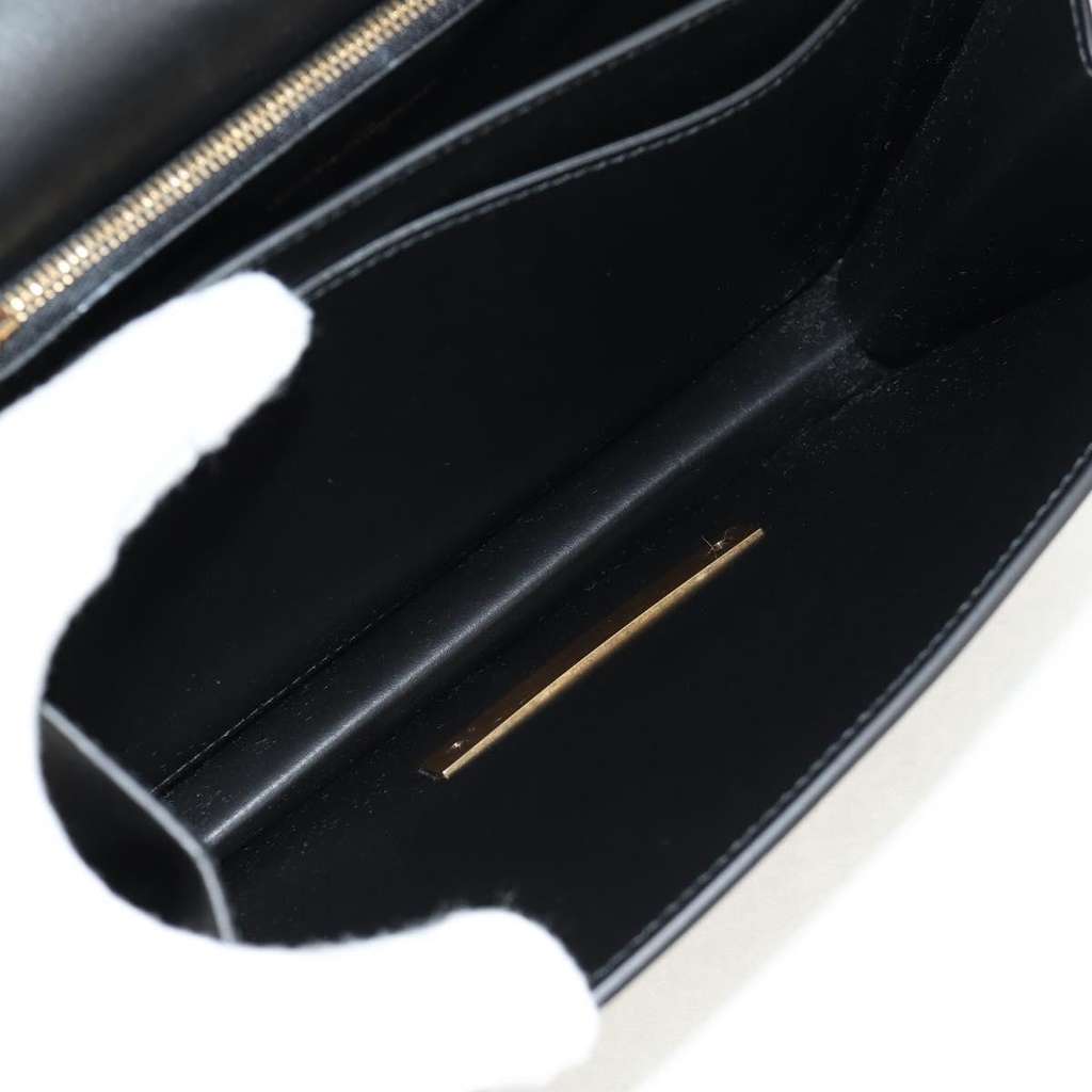 Salvatore Ferragamo Joanne Shoulder Bag Black Leather Very good condition - Box View