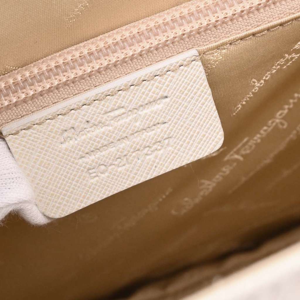 Salvatore Ferragamo Gancini Convertible Top Handle Bag White Leather Good condition - Model View