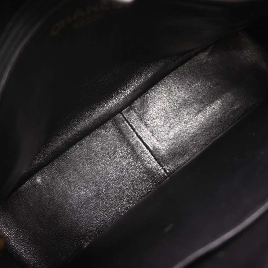 Chanel Vintage Chain Flap Shoulder Bag Black Leather Good condition - Inside View