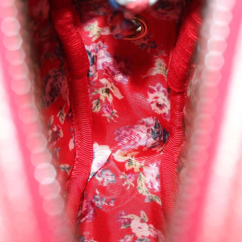 Gucci Trapuntata Camera Shoulder Bag Red Leather Good condition - Box View