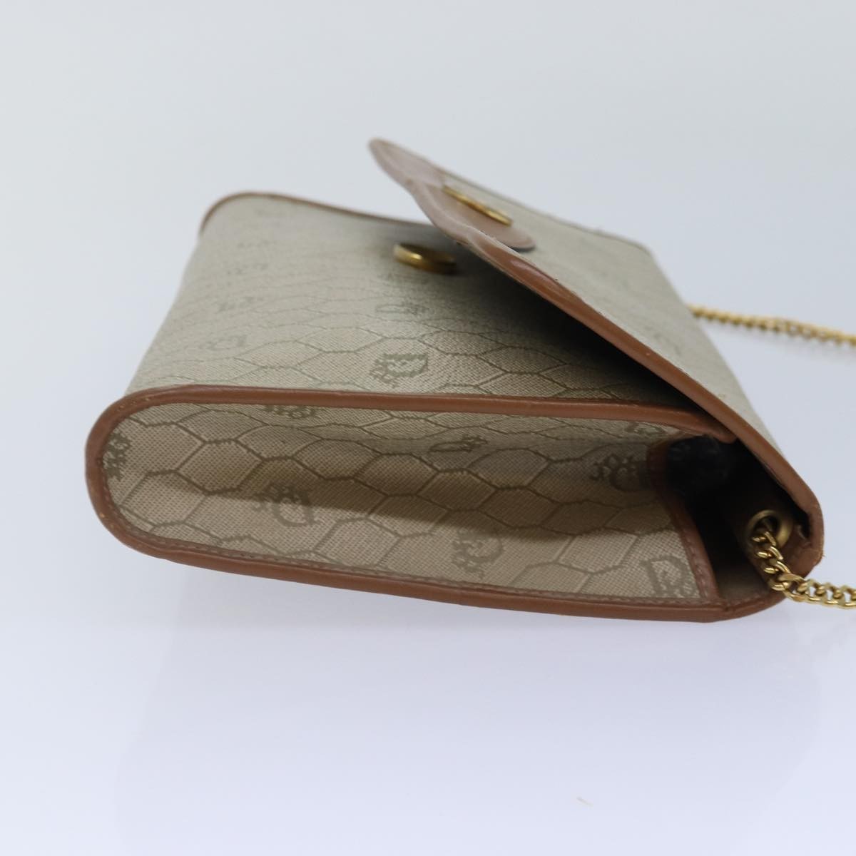 Christian Dior Vintage Honeycomb chain Beige Good condition - Model View