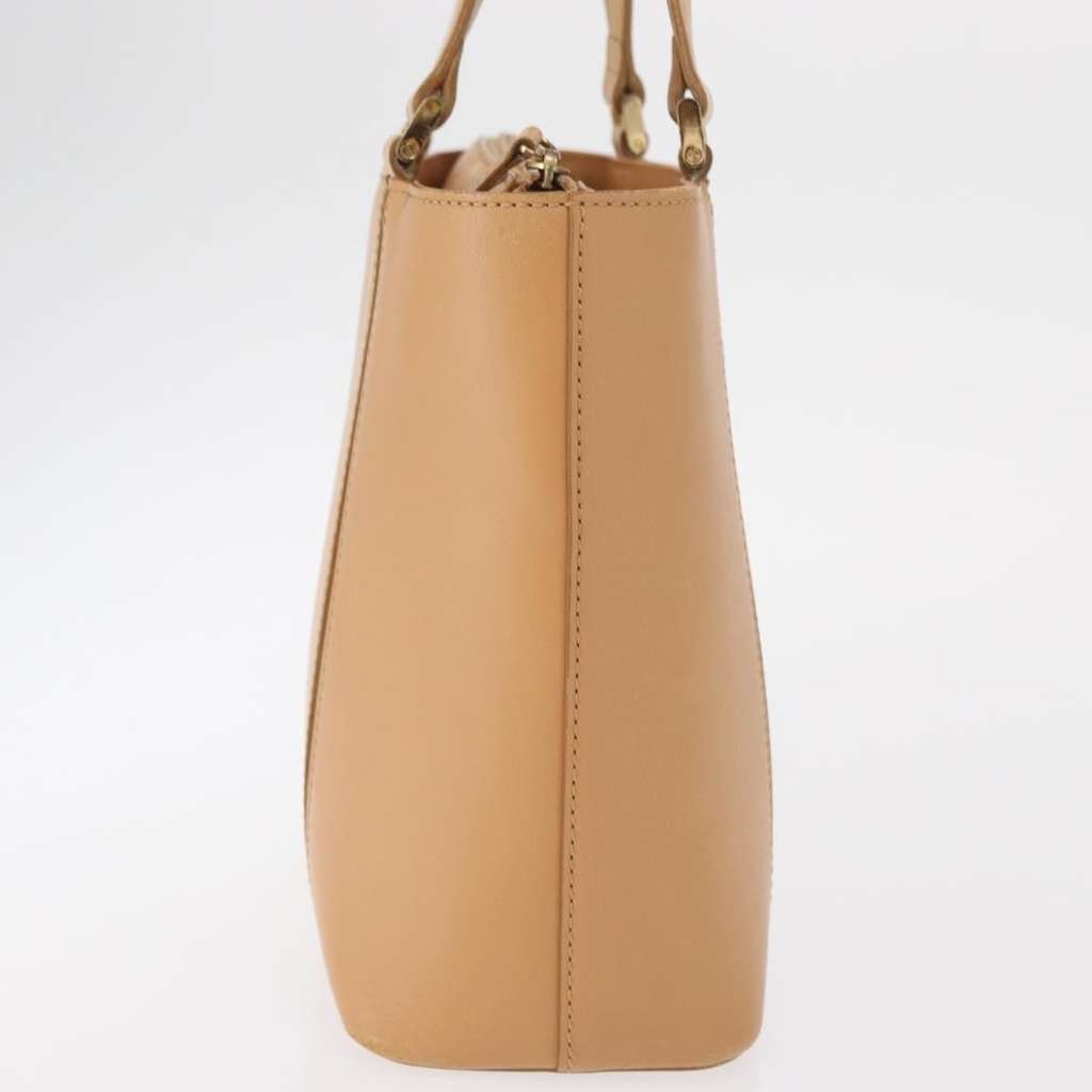 Burberry Vintage Handbag Beige Leather Good condition - Model View