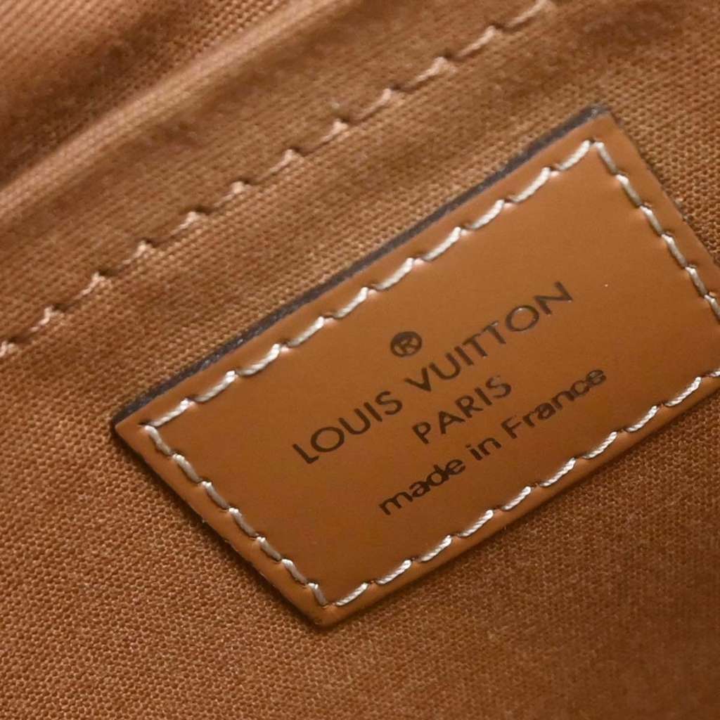 Louis Vuitton Passy Tote Brown Leather Good condition - Model View