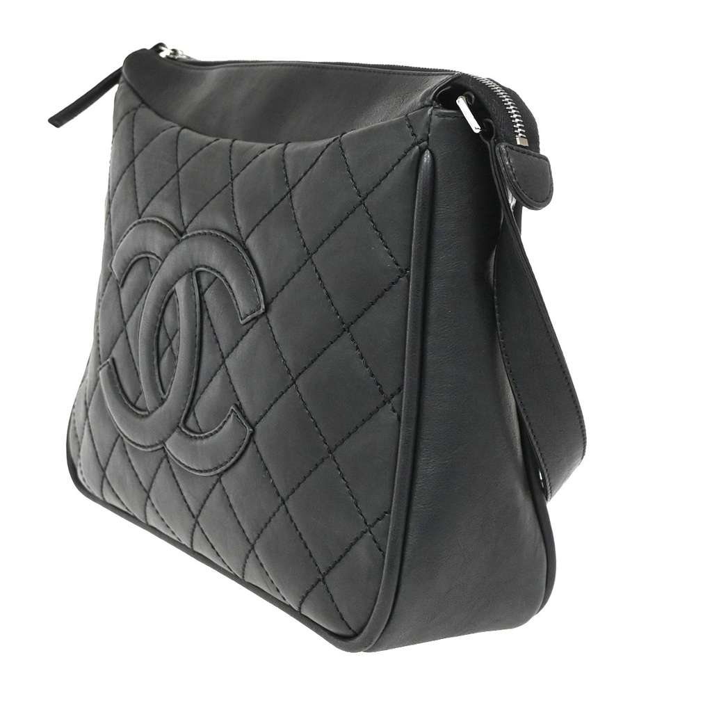 Chanel Vintage Timeless CC Adjustable Shoulder Bag Black Leather Good condition - Inside View
