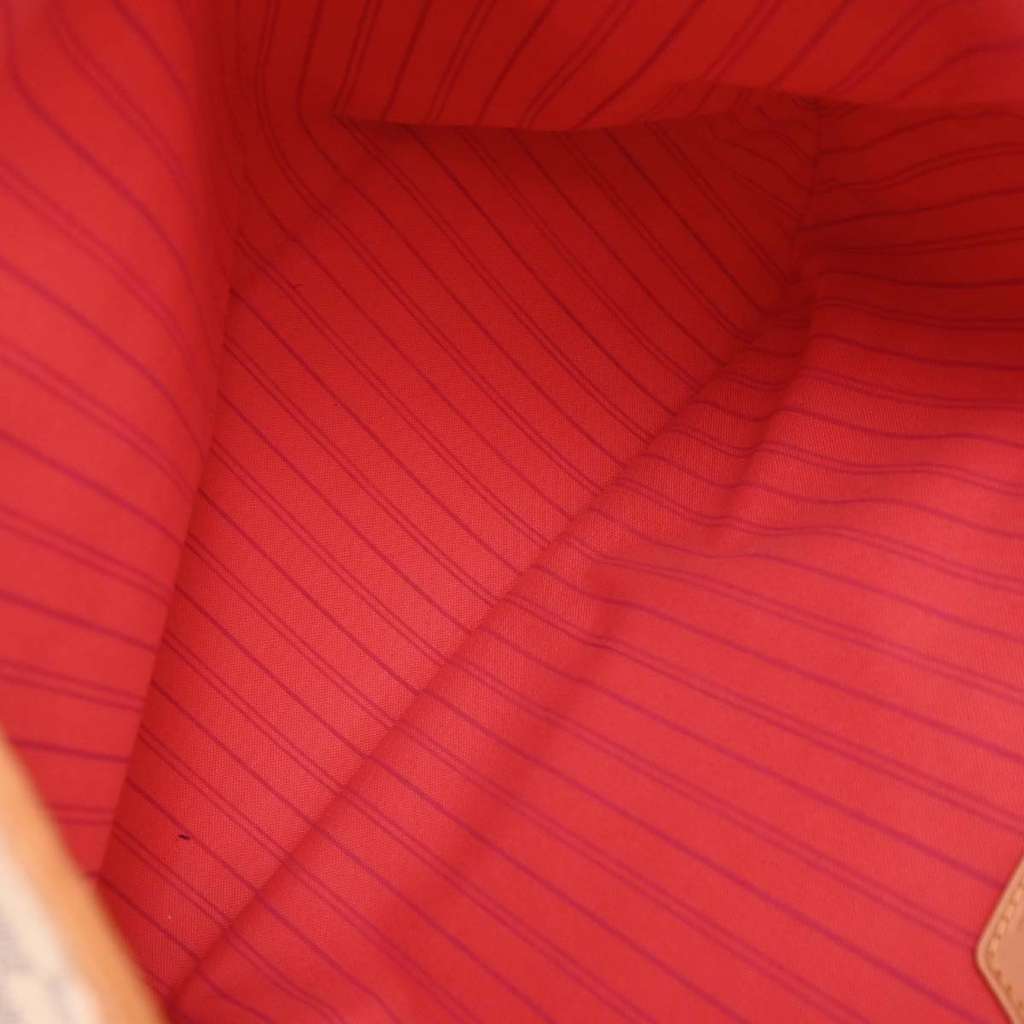 Louis Vuitton Delightful NM Handbag White Canvas Good condition - Inside View