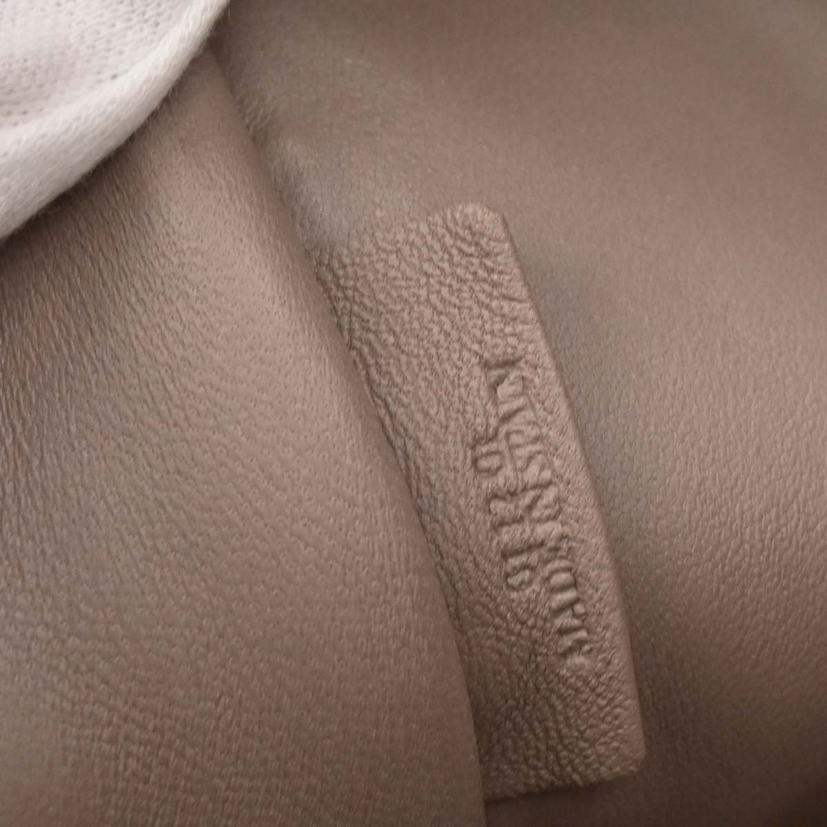 Loewe Amazona Bag Beige Leather Good condition - Model View