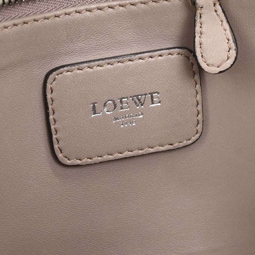 Loewe Amazona Bag Beige Leather Good condition - Box View