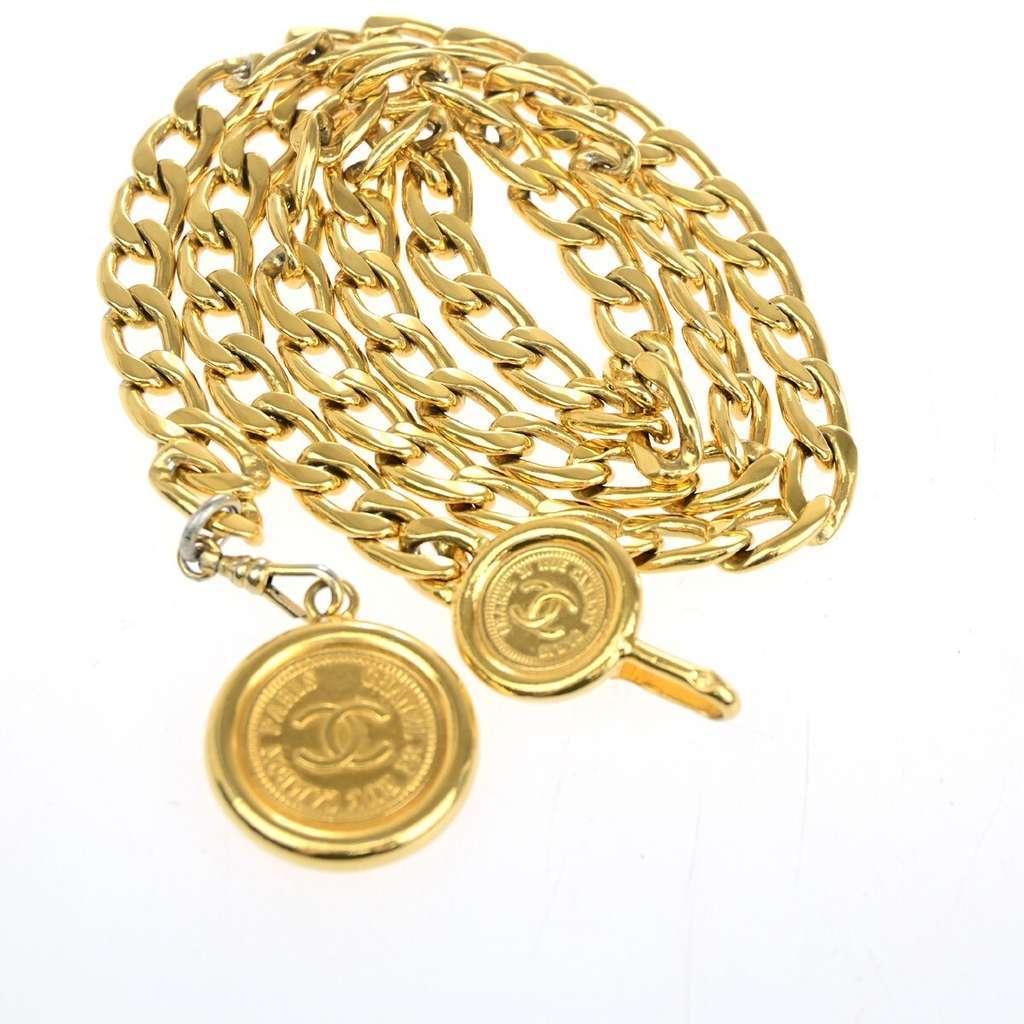 Chanel Vintage Medallion Chain Belt Gold Good condition - Back View