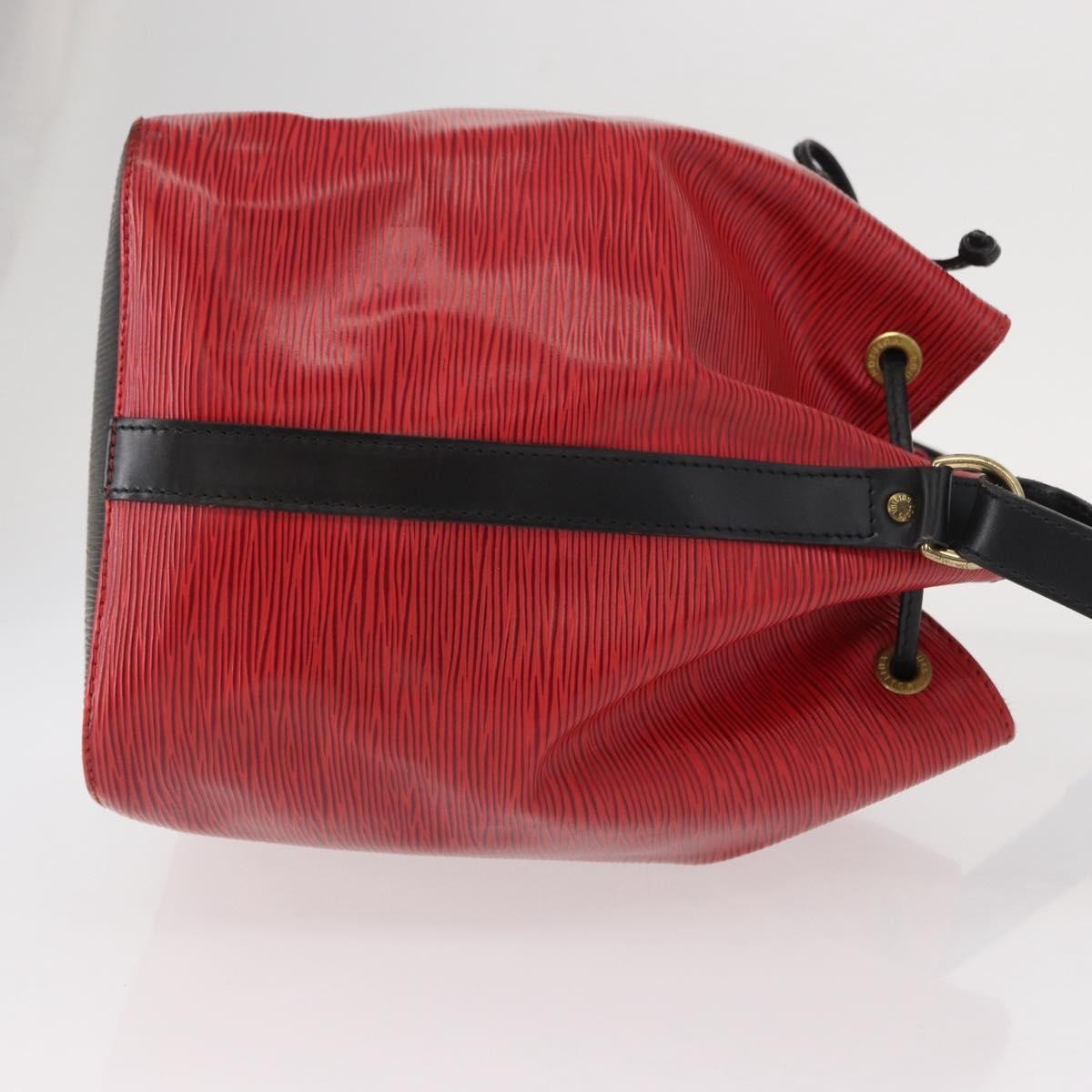 Louis Vuitton Bicolor Petit Noe Handbag Red Leather Good condition - Inside View