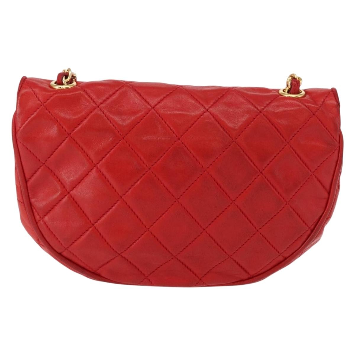 Chanel Camellia Rounded Clutch Red Leather Good condition - Back View