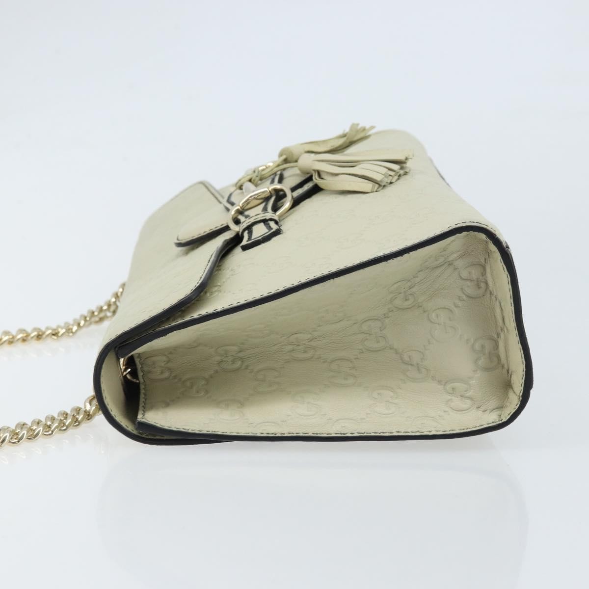 Gucci Emily Chain Flap Bag Beige Leather Good condition - Model View