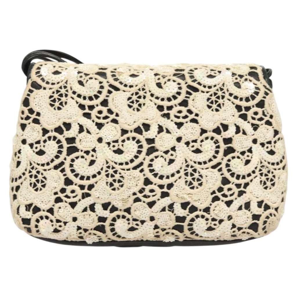 Chanel Floral CC Flap Bag White Leather Good condition - Back View