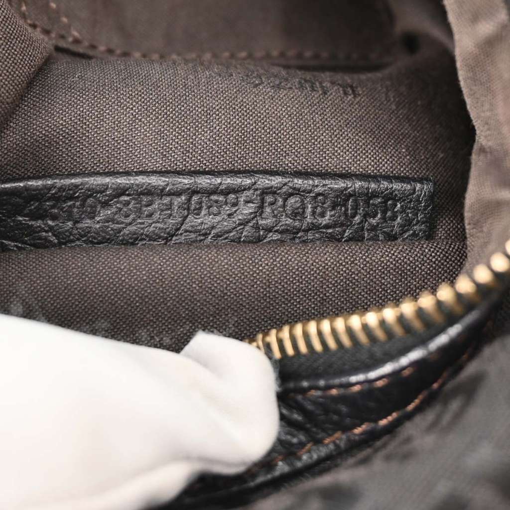 Fendi Vintage F Charm Messenger Bag Black Canvas Good condition - Box View