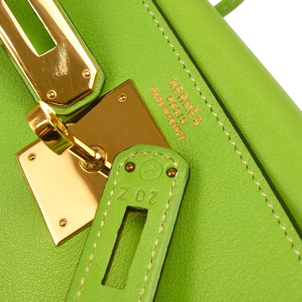 Hermès Kelly Handbag Green Leather Good condition - Model View
