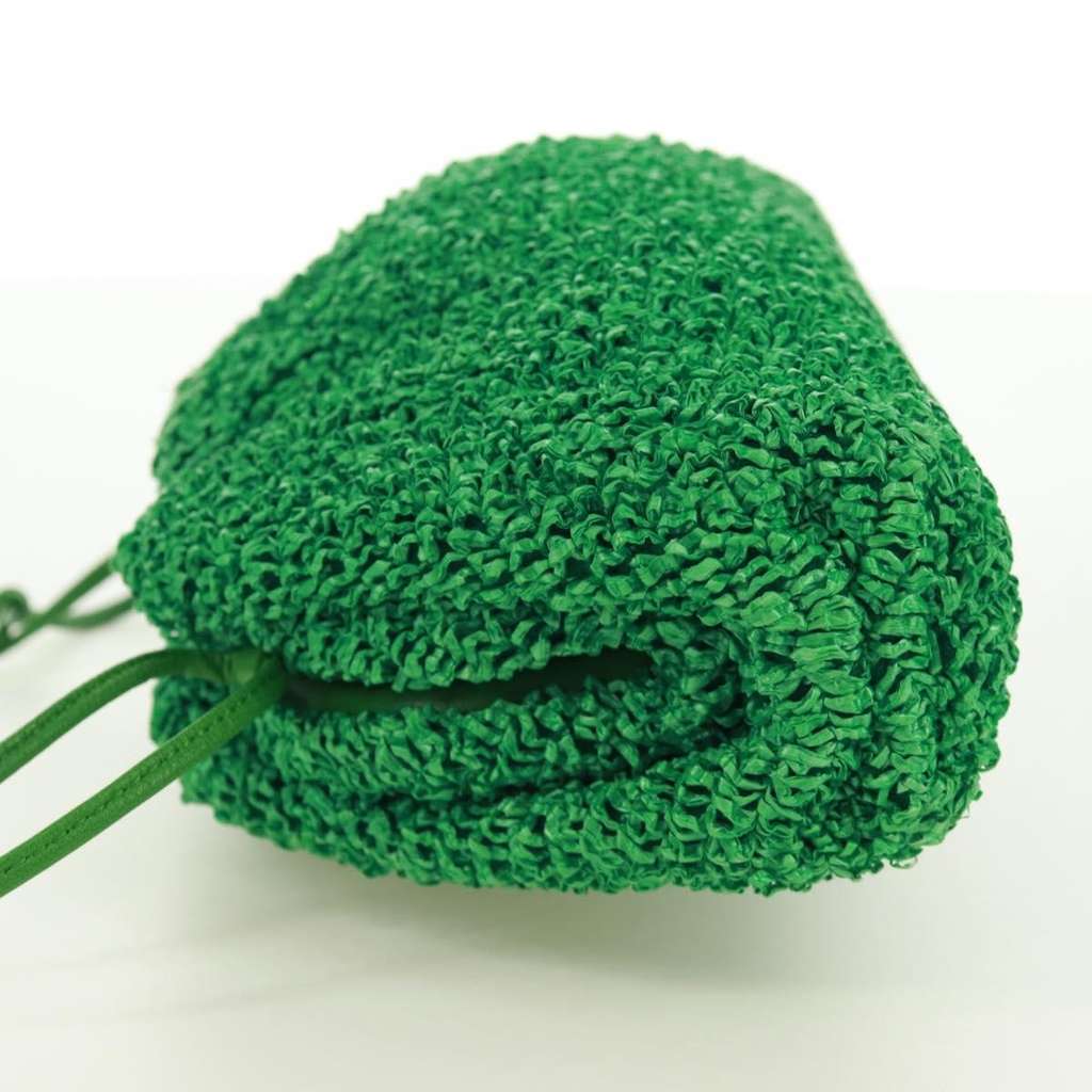 Bottega Veneta The Pouch Green Good condition - Inside View