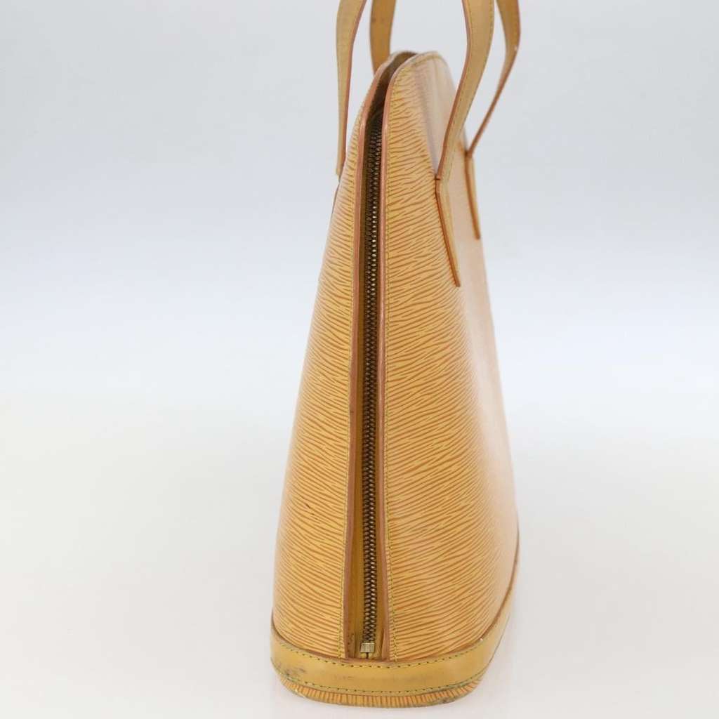Louis Vuitton Lussac Handbag Yellow Leather Good condition - Model View