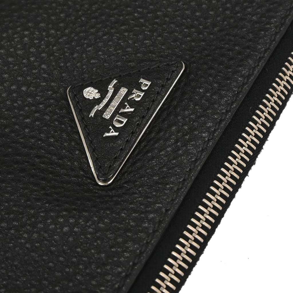 Prada Flat Zip Crossbody Bag Black Leather Good condition - Model View