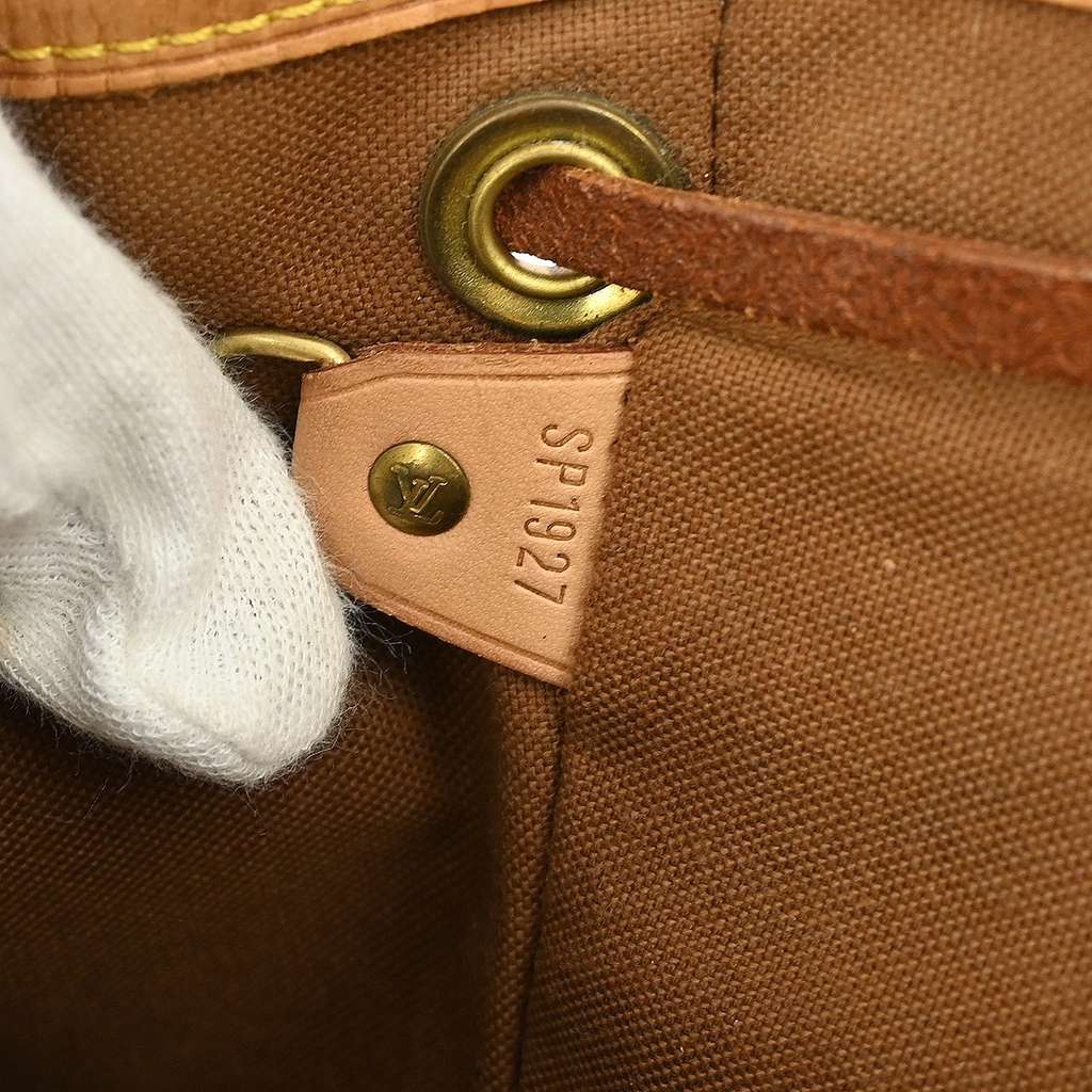 Louis Vuitton Montsouris Backpack Brown Canvas Good condition - Model View